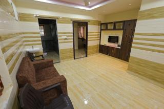 Bhakti Bliss Homestay - 2BHK modern Apartment with AC, Wifi and Android TV - Tirupati - 7