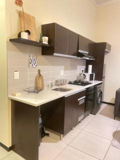 Cozy 1-bedroom apartment with stunning view - Fourways - 2