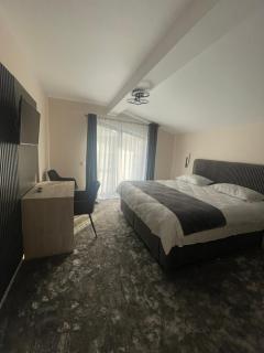 Beige Private Rooms - Feleacu - 5