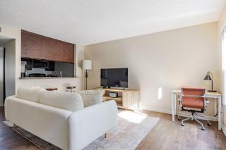 Blueground Glendale pool AC nr Americana LAX-1319 - 7