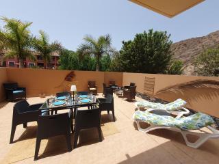 Appartement rénové 2 chambres, grande terrasse S-O, parking privé - Palm-mar - 9