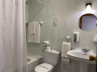 Hostal La Trucha Sanabria - Puebla de Sanabria - 9