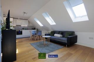 One Bedroom Apartment By Arhouse Apartments Short Lets & Serviced Accommodation Kingston With Free WiFi - Kingston upon Thames - 4