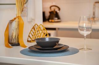 Crown Hall Suites - 2