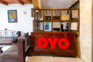 OYO Hotel Las Nubes,Mercado de Dulces y Artesanías Ámbar - San Cristóbal de Las Casas - 9