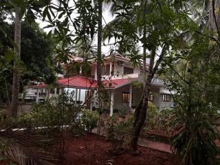 "Rohini Villa" 5 Bedroom Luxury Garden Villa in Kozhikode - Māvūr - 9