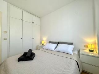 Sea Breeze Penthouse - 4