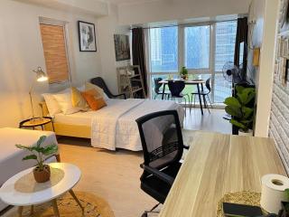 South of Market Private Residences nr SM Aura BGC - Manila - 6