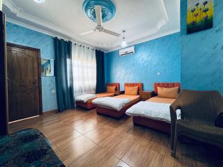 White Apartment - Aqaba - 9