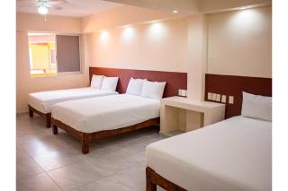 OYO Hotel La Playa - Zihuatanejo - 9