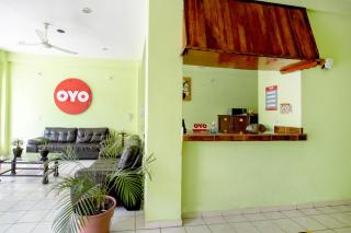 OYO Hotel Estacion,José Cardel,Parque Central Revolución - José Cardel - 1