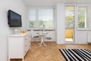 Studio with Balcony 300 m to the Beach Sopot by Noclegi Renters - Sopot - 9