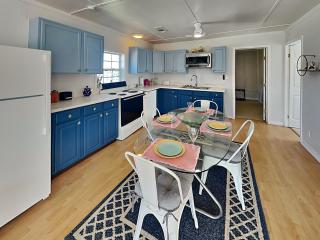 Surfside Crab Retreat - Surfside Beach - 8