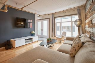 Deluxe Estate // Two in One Downtown Québec City - 6