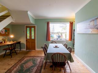 Pass the Keys Charming Retreat – Perfect for Outdoor Lovers - 6