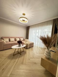 Love My Apartments Near Airport - Parking Free - Iaşi - 3
