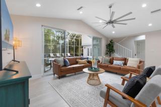 3 min to beach with 3 king ensuites and private pool - 8