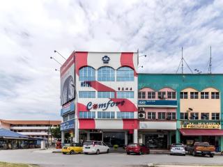 Super OYO 340 Comfort Hotel - Kampong Batu Belah - 3