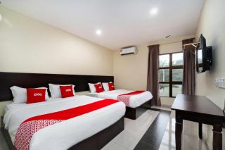 OYO 89960 Manjung Inn Hotel - Seri Manjung - 3