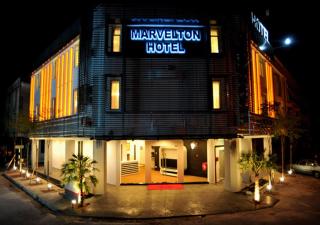 Super OYO 442 Marvelton Hotel - 9