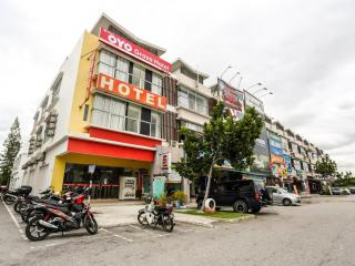 OYO 89583 Grove Hotel - Kajang - 0