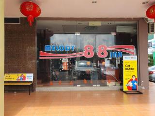 Hotel O Melody 88 Inn - 9