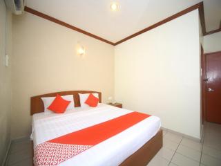 Super OYO 1027 Hotel London - Sandakan - 1