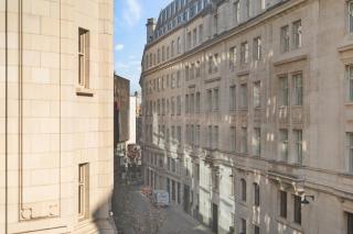 Prime Soho 3-Bedroom Apartment Steps from Piccadilly and Chinatown 3GH - Londen - 6