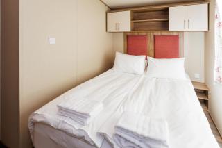 Home under a waterfall 7 mins from Glacier Lagoon - 5