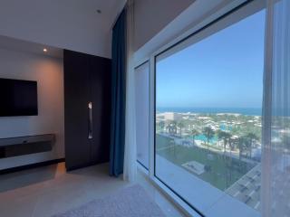 Entire apartment in 5 Star Hotel Residence, Marina, Abu Dhabi - Baţīn - 7