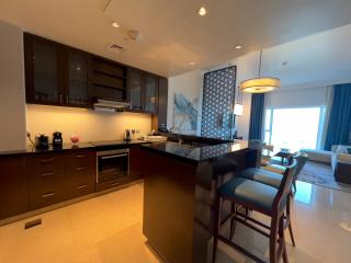 Entire apartment in 5 Star Hotel Residence, Marina, Abu Dhabi - Baţīn - 2