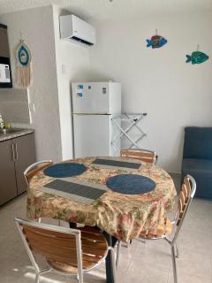 Lagoon Sunset view entire apartment - Cancún - 6