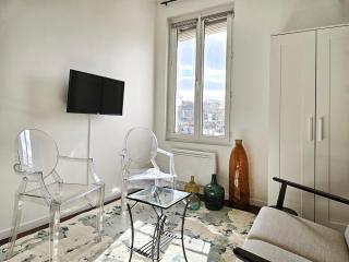 Ardoines Suite - Duke Housing - 9