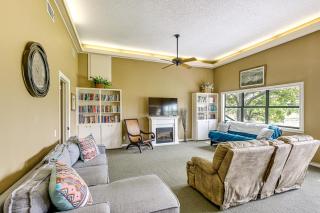 Golf Course Views Family Home with Yard in Salado! - Salado - 6