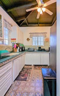 Vista Azul Entire Home with Free Parking - Cornwall Barracks - 9