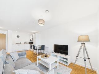 NEW! 1BR in Media City - Manchester - 5