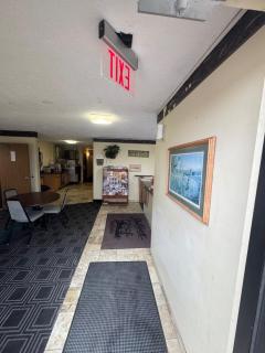 Smart Choice Inn - Plankinton - 6