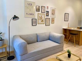 Cozy Apart Near Nizami Street FS - 9