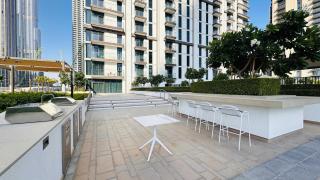 OYO HOME 1350 Premium 1-bed Apt Burj Crown - 9