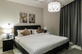 OYO 1027 Home Binghatti Residence 2 BHK Business Bay - Dubai - 0