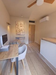 Pool apartment 5 minutes walk from beach - Porto Rafti - 6