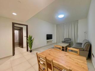 OYO HOME 1401 '1 Br With Spacious Rooms View Towards Airport - Abu Dhabi - 6