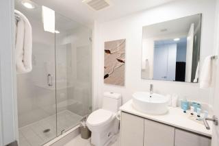 2B 2B Beachfront Pool Gym, and Restaurant - Hallandale Beach - 2