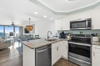 Pelican Walk 611 - 1