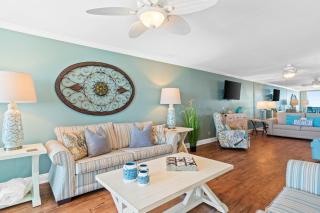 Pelican Walk 408 - 7