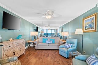 Pelican Walk 408 - 3