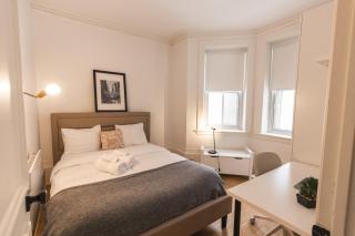3 Bedroom Apt in Downtown Montreal - 3