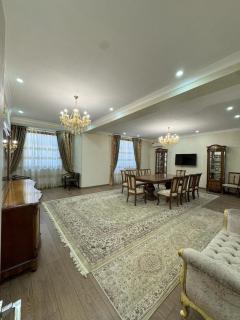 Elegant Penthouse with 4Bedrooms - 5