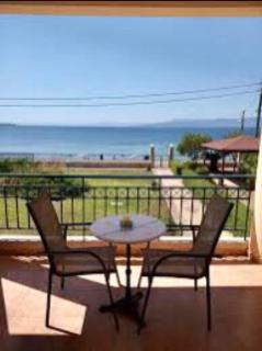 Τηλεμαχος Apartments - Loutra Edipsou - 4