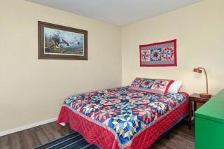 Classic AK Townhome 2BR 2BA - 3